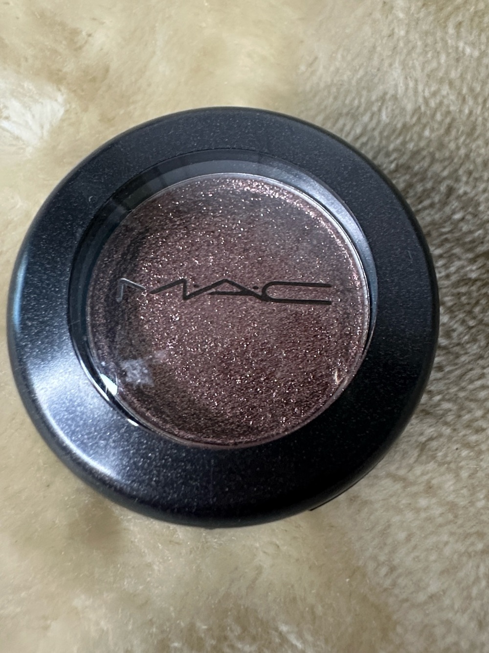 MAC Dazzleshadow Eyeshadow in Shimmery Dreamy Beans New in Box 0.3oz.